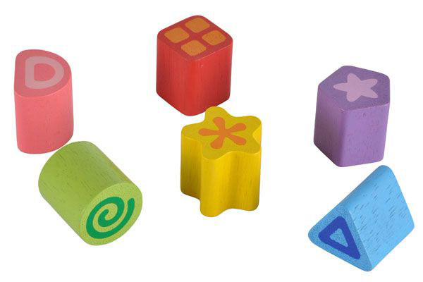 6 houten figuurblokken