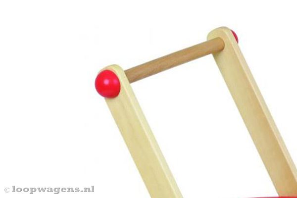 De houten duwstang op 45 cm hoogte.