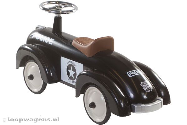 De zithoogte is slechts 25 cm en daardoor al geschikt voor kids vanaf 1 jaar.