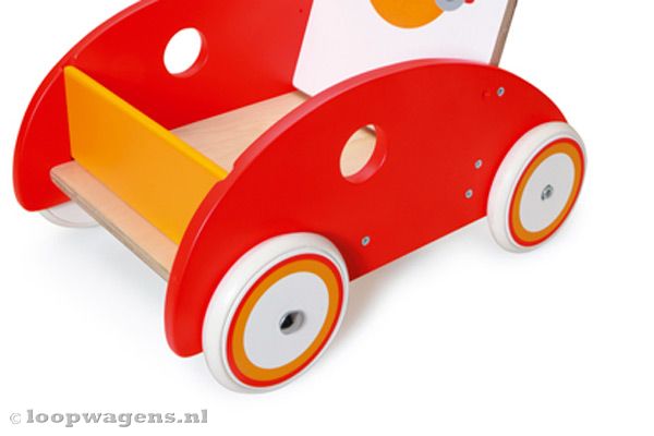 Voorzien van rubberen banden.